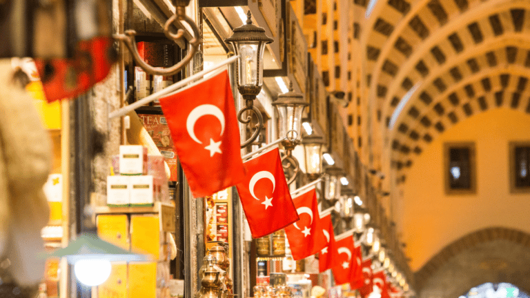15 Best Things To Do in Istanbul, Turkey