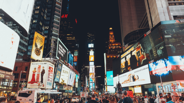 4 Easy Tips for Visiting NYC on a Budget