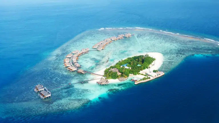 Enjoy Over-The-Top Luxury at These Dreamy Maldives Resorts