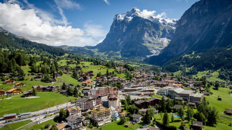 20+ Best Things To Do in Grindelwald, Switzerland