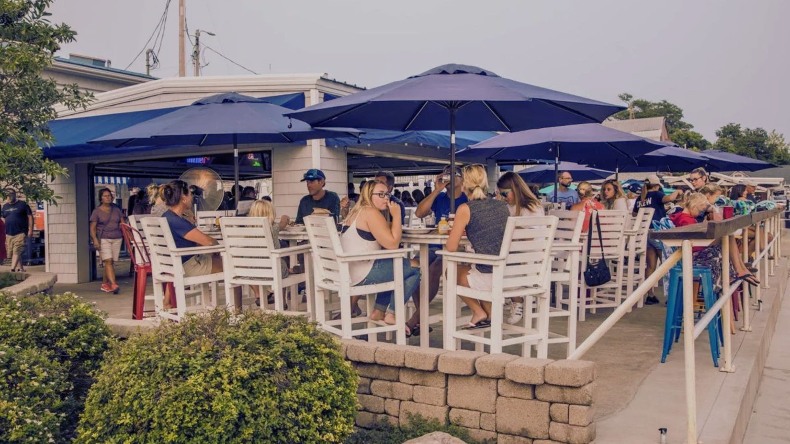 Dockers Waterfront Bar & Restaurant