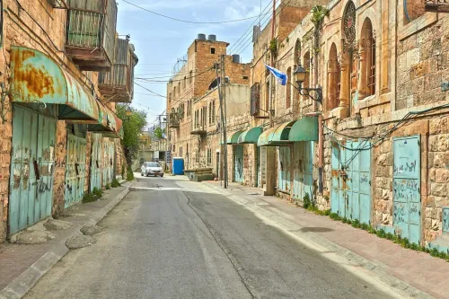 25. Tour Hebron with a Guide