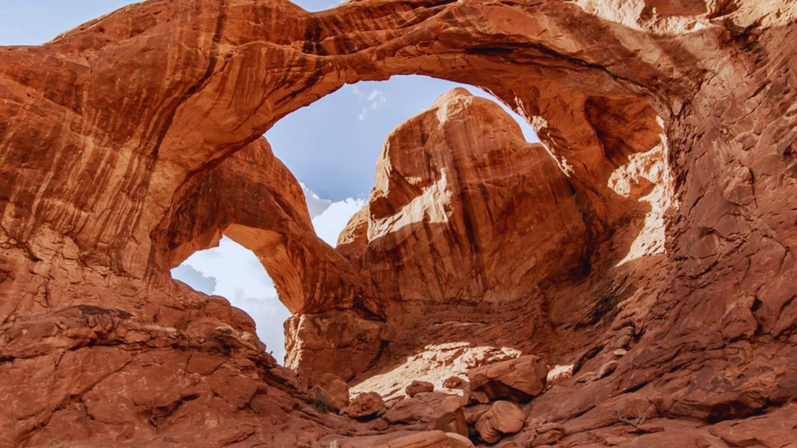 2. Visit Double Arch