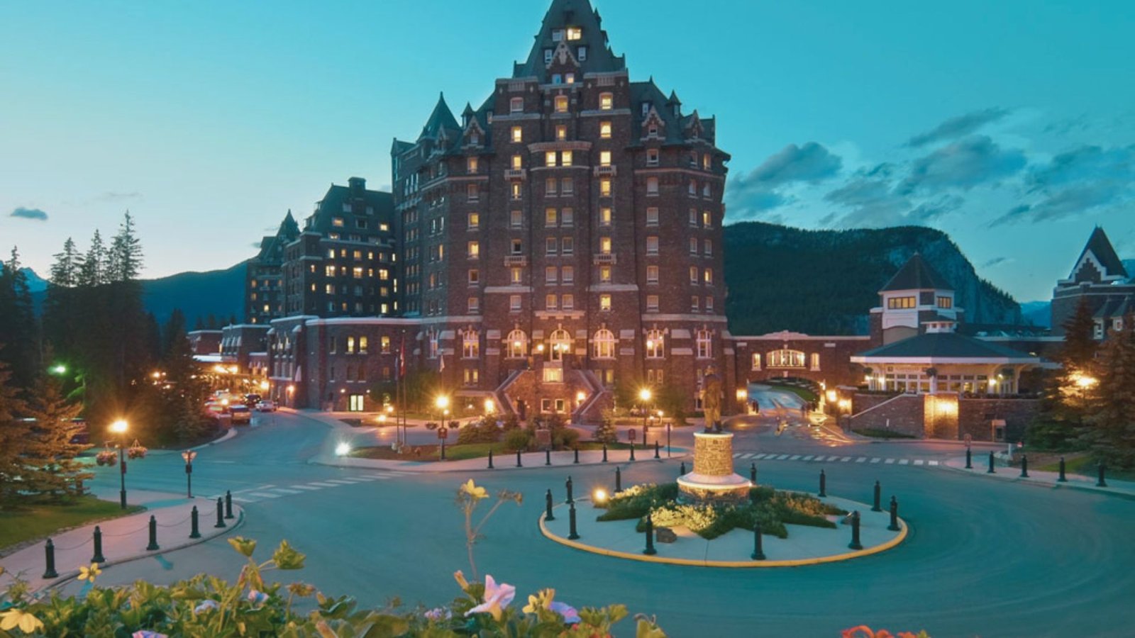 Where to Stay During Your 7 Days in Banff