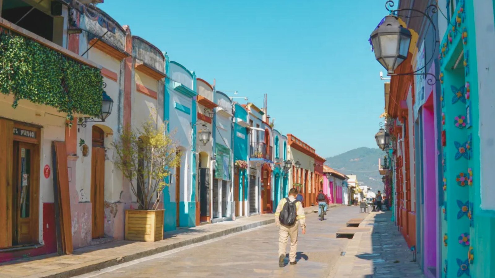 Take a Free Walking Tour of the City